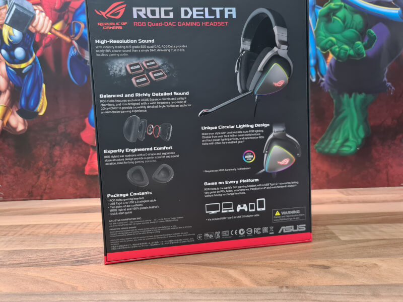 mobile hybrid pc d-shape console gaming ASUS wired ROG Delta headset hi-res RGB usb-a usb-c.jpg
